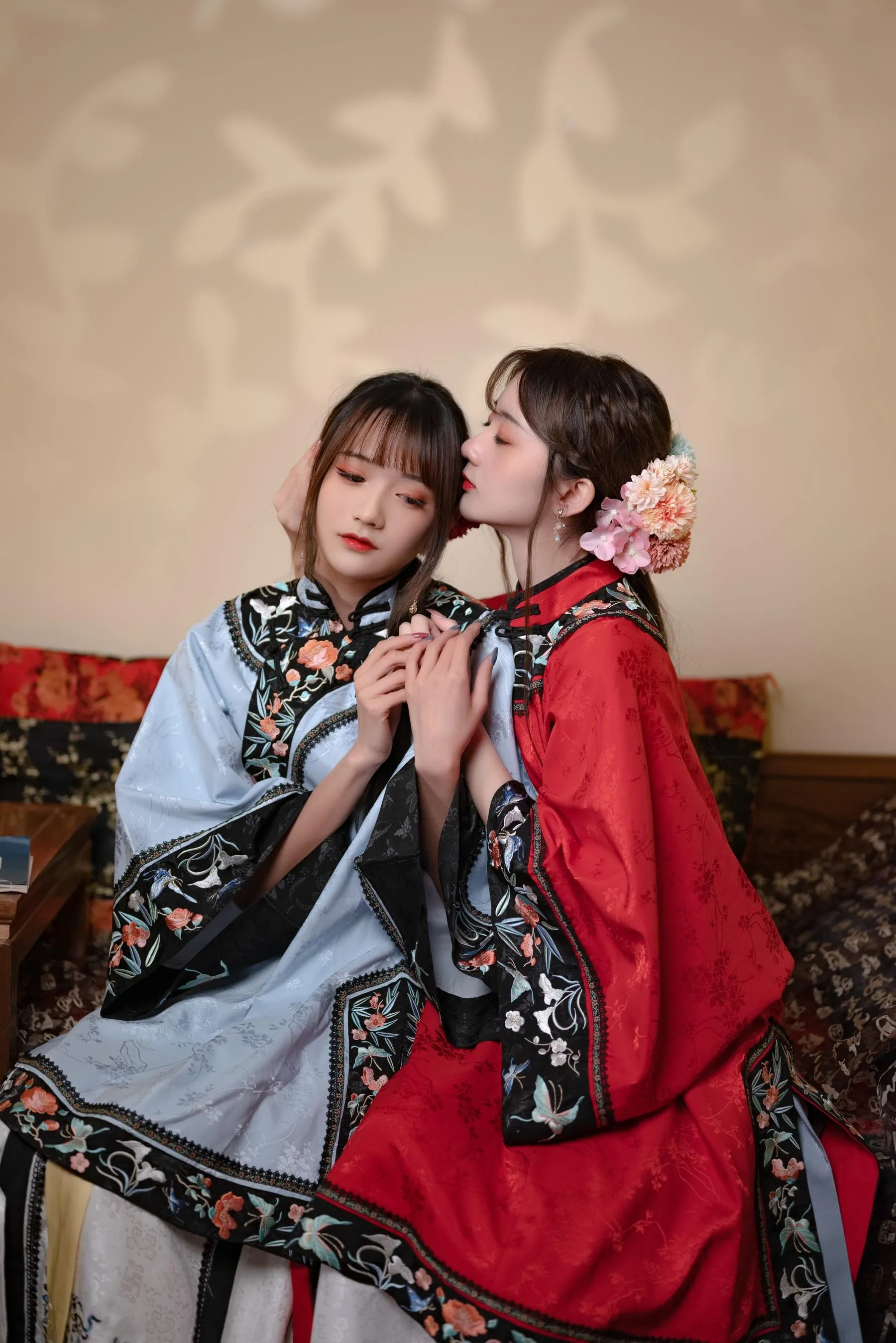 [艺图语] 2022.06.30 深闺 兔子Zzz不吃胡萝卜 [32P]插图